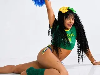 Streamate Free Porn Cam of EmmaEbonyX19