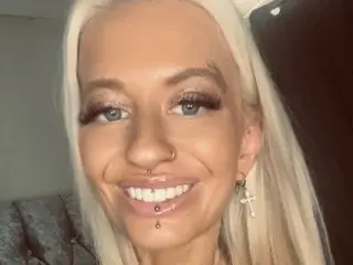 Streamate Live Porn of BabeBeth40