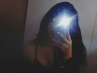 FloraKiiss from streamate