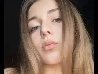 Streamate Live Porn of LoveDovee