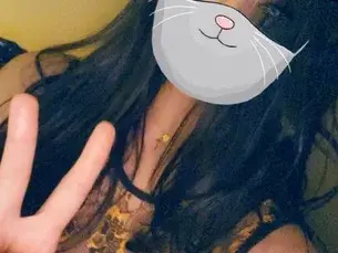 Streamate Sex Cam of Hannah_kiim