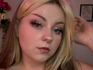 MaxineMoonxx from streamate