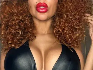Streamate Best live sex cam show of BustyRea