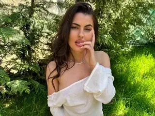 Yasminaa from streamate