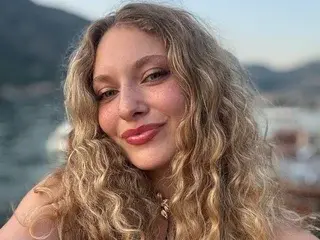 Streamate Best live sex cam show of CarrieeBradshaw