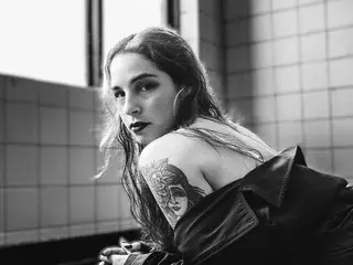 Streamate Live Sex Cam of MaxineRoss