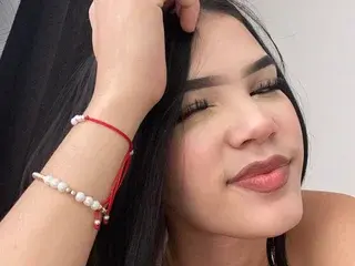 Streamate Watch Live Sex Cams of Zhazary_ggh