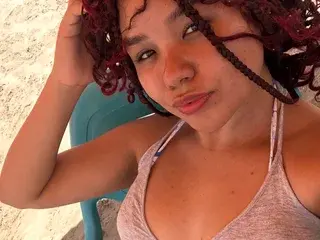 AnnieLii from streamate