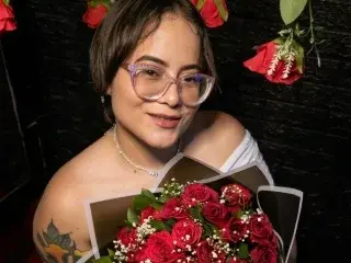Sweet78kiara from streamate