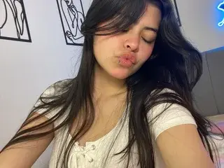 Streamate Live Porn of PaulinaMoure