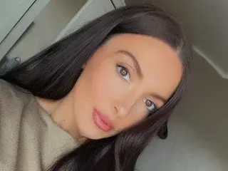 Streamate Free Live Porn of MissSiennaElla