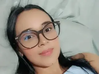Aisha21 from streamate