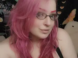 Streamate Free Porn Cam of Pinky_Powers