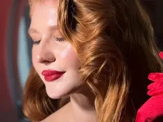 Streamate Best live sex cam show of Juli_Ginger