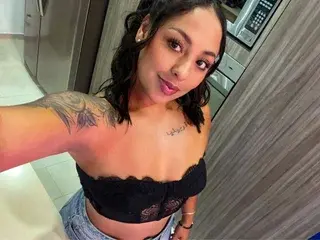 Streamate Free Live Porn of Luna_Collinss
