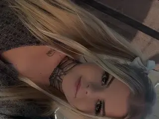 Emiley_Alexander from streamate