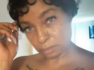 Streamate Live Porn of MsLindaParks52