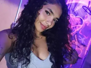 Streamate Live Sex Cam of ScarlettPearls