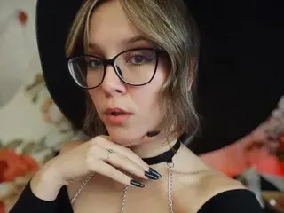 Streamate Live Porn of Magical_Fox