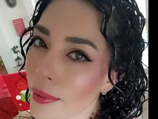 Clauxywet from streamate