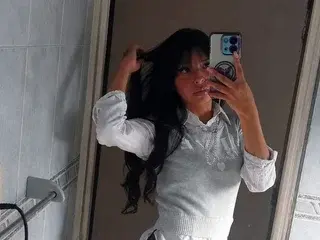 Streamate Free Porn Cam of MylaStarr