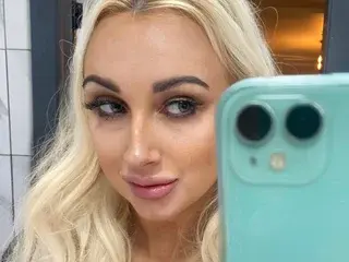 Streamate Best Webcam of BlondieBarbieBabe