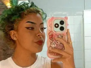Streamate Best live sex cam show of Sasha_Lee19