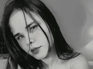 Streamate Live Sex Cam of AnniieSmith25