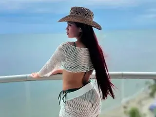 Streamate Free Live Porn of Ema_Jones