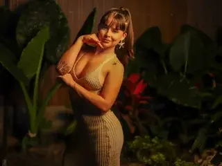 Streamate Live Sex of CARRIE_GB
