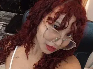 Samantha_Fox18 from streamate