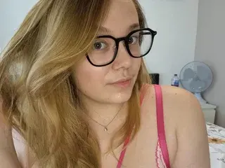 Streamate Sex Cam of Emski_xox