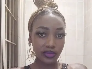 Streamate Free Live Porn of Ms_Smileyxxx
