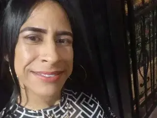 Streamate Free Porn Cam of NAHOMY_SWEETT19