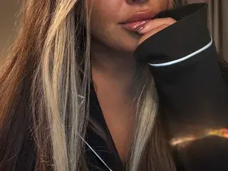 Streamate Watch Live Sex Cams of Aria_Foxx
