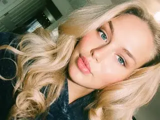 Streamate Live Porn of BlondeBelleXo