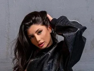 Streamate Private Sex Chat of Chloe_Sin
