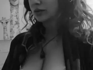 Streamate Watch Live Sex Cams of KelliAsstronomi
