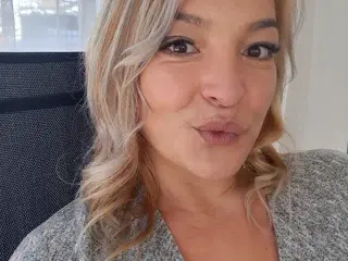 Streamate Live Sex Cam of queenfeetMaria