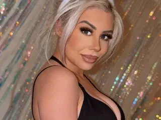 Streamate Nude Webcam of xAmberHeartx