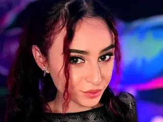 SaraiAngel from streamate