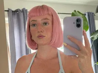 Streamate Live Porn of LittlemisscuteypieX
