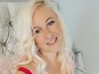 Streamate Live Sex Cam of Angel34gnatural