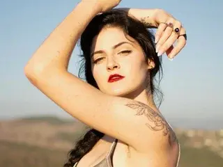 Streamate Live Sex Cam of SierraSimone
