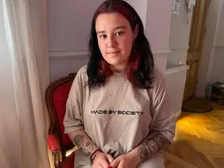 Streamate Free Porn Cam of KEERA