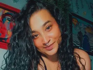 Munnie from streamate