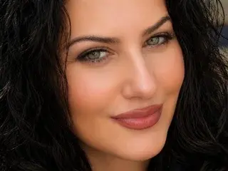 Streamate Live Sex Cam of Bellastarrrr