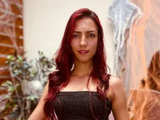 Laura_Bonnet from streamate