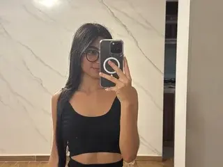 Streamate Adult Video Chat of beatriz_doll
