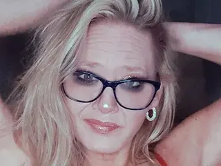 HaleyRenee from streamate
